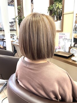 コア フィール ア デイ(COIFFURE A DAY) 【M3Dトリートメント髪質改善】見附今町