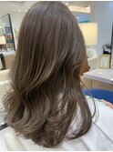 グレージュ ×   ミディアム
