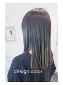 デザインカラー×ミディアムスタイル