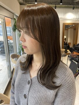 アドア 横浜(ADORE) 【ADORE横浜】オリーブベージュ×セミロング