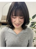 レイヤーボブ　カーキグレージュ