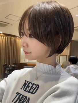 ロンド マーレ 天神大名店(Lond mare) ホワイトグレージュ/ミニウルフ/デジタルパーマ/丸型