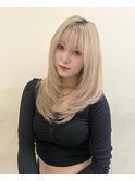 毛先ワンカールだけでかわいいレイヤー×ブロンドヘア［表参道］