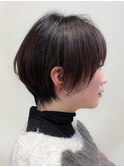 "横浜日本大通り"『落ち着いた都会の色を纏う大人洗練スタイル