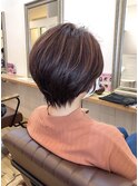 ハンサムショート大人小顔 丸み◎耳掛け