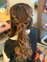 ヘアーアンドメイク ベニーレ(Hair&Make Venire) サイドリボン