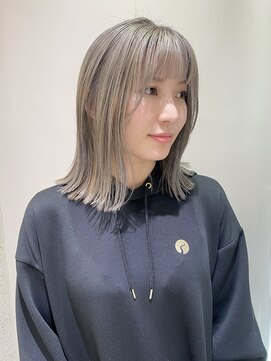 マイル 渋谷(mile) シルバーベージュ×ロブスタイル