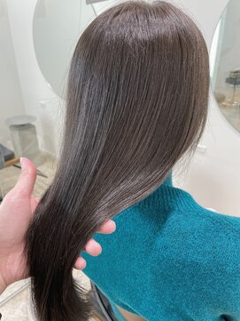 ヒトノワ(Hito.nowa) 髪質改善トリートメント×くすみアッシュベージュ