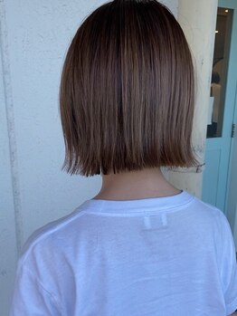 リタ(Lita)の写真/【桑名】グレイカラーでもおしゃれを我慢せずカラーを楽しめる♪艶やかな仕上がりを実現します！