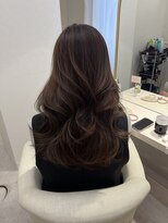 ヴェイナゴヤ(VEYY. nagoya) グレージュ/オリーブ/レイヤーカット/韓国ヘア/ブリーチなし