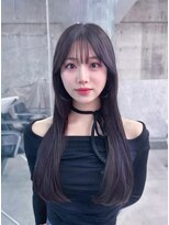 フィヴェント(Fivent)&nbsp;黒髪韓国小顔レイヤーイメチェン暗めオリーブグレークラゲヘアー