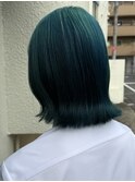 ボブ/ケアブリーチ/エメラルドグリーン/切りっぱなしボブ