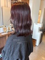 パル バイ ラベスト(Pal by lovest)&nbsp;チェリーレッド×ミディヘア