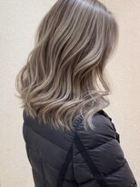 モルト 麻生(molt) バレイヤージュ