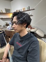 シラス(SiLasu)&nbsp;波巻きパーマ×7:3パート