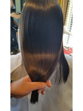 ソティラス(Sotiras) 『ソティラス』艶髪スタイル