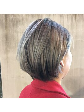 デヴェロペ(Devellope.) 【Devellope.】ケンズカラー(透明感グレージュ)ショートボブ