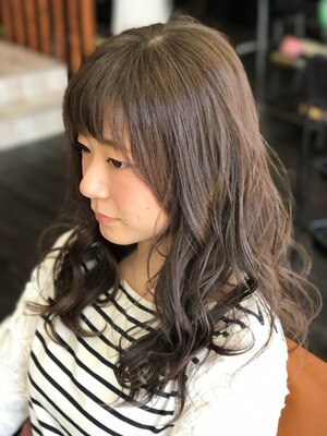 地元で可愛いヘアスタイルにしたい方☆都内有名店の技術を学んでいるAnelaなら、似合うパーマ見つかる♪