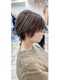 [Gigi　代々木] ハリ　カーキベージュのマニッシュショート
