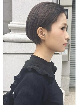 アンレーブ(UNREVE) オールバックスタイル×ナチュラルアッシュ