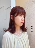 ラインを残したミディアムヘア×ブリーチなしピンクカラー