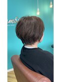 動きのあるショートボブ
