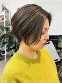 ☆細めハイライトボブフェザーショートマロンベージュ[船橋]
