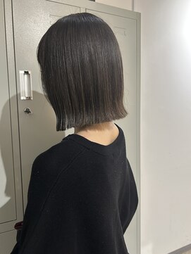 ミリ 久留米(miri..) 切りっぱなしボブ/アッシュカラー/暗髪/haru