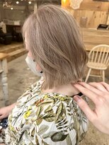 ヘアーサロン ソルト(hair salon SALT)&nbsp;白髪も活かせるホワイトベージュ