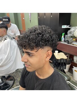 カーリーパーマ