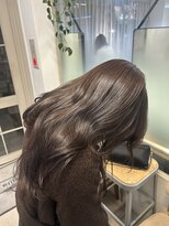 ロエ(LOE)&nbsp;ブリーチなしダブルカラーでヘーゼルブラウン！