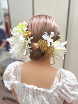 ヘアビジュー(hair bijou) タイトシニヨン