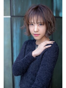 オースト ヘアー ステラ 新宿店(Aust hair Stella) 【デザインカラー】ナチュラルハイライト×ペールグレージュ