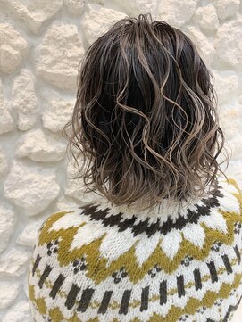 モアナ バイ ヘッドライト 沖縄豊見城店(Moana by HEADLIGHT) バレイヤージュ#ボブ#大人かわいい#デザインカラー