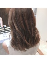 【Zina 銀座中央通り】透明感×ヌーディシアーベージュ