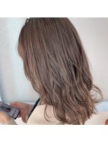 テクライズ 豊橋店(TECHRISE)&nbsp;☆大人可愛いオリーブベージュ、透明感カラー、ハイライト☆