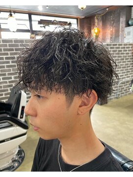 ハングアウト(HANGOUT) ツイストスパイラルパーマ