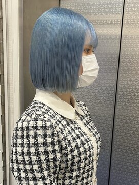 ホワイト 梅田(white) #ミズイロカラー×ボブ