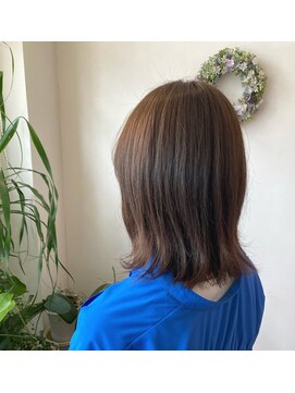 ケイズプラス(K's PLUS) 【倉敷　k's  plus】切りっぱなし外はねスタイル