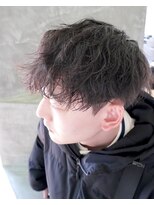 にもう 韓国マッシュ清潔感　ブルーブラック　メンズパーマ