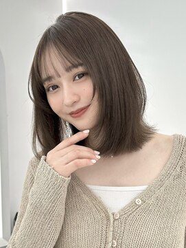 コア 表参道(COA) ボブ／レイヤーカット／グレージュカラー／表参道