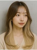 グラデーションカラー×ミディレイヤー｜透明感ベージュ