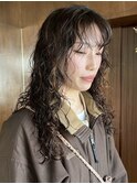 スパイラル/顔まわりパーマ/ロング