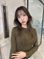 天神美容室&nbsp;ハッシュカット×小顔レイヤー×韓国風巻き×髪質改善