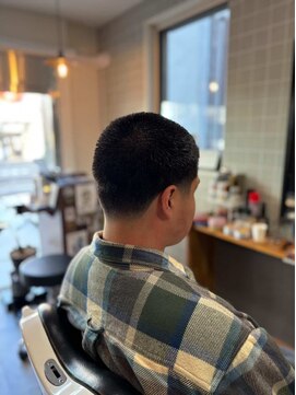 ザ ブライト バーバー(The BRIGHT BARBER) 17mm　Buzz　テーパーフェード