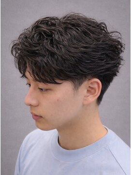グロウ 天神店(growth) 天神メンズパーマフェザーパーマセンターパートツイスト