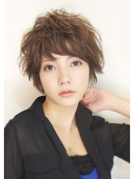 テューア ヘア ガーデン(tua hair garden) ランダムな動きが可愛いアクティブショート