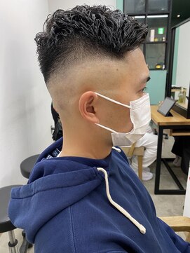 キューズ クラブ(cuz KLUB) 【cuzKLUB】バーバースタイル 濡れパン×スキンフェード［池袋］