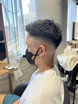 リーオオサカ(Lee Osaka) フェードスタイル/kana