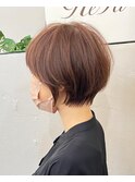 大人の束感ショート　襟足美人で首元スッキリ透明感ベージュ